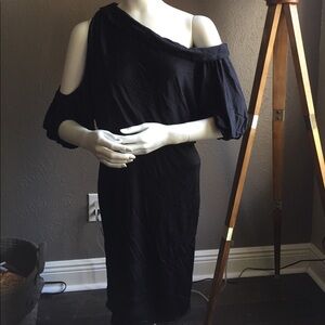Black Halo dress Sz 6 cold off the shoulder assym
